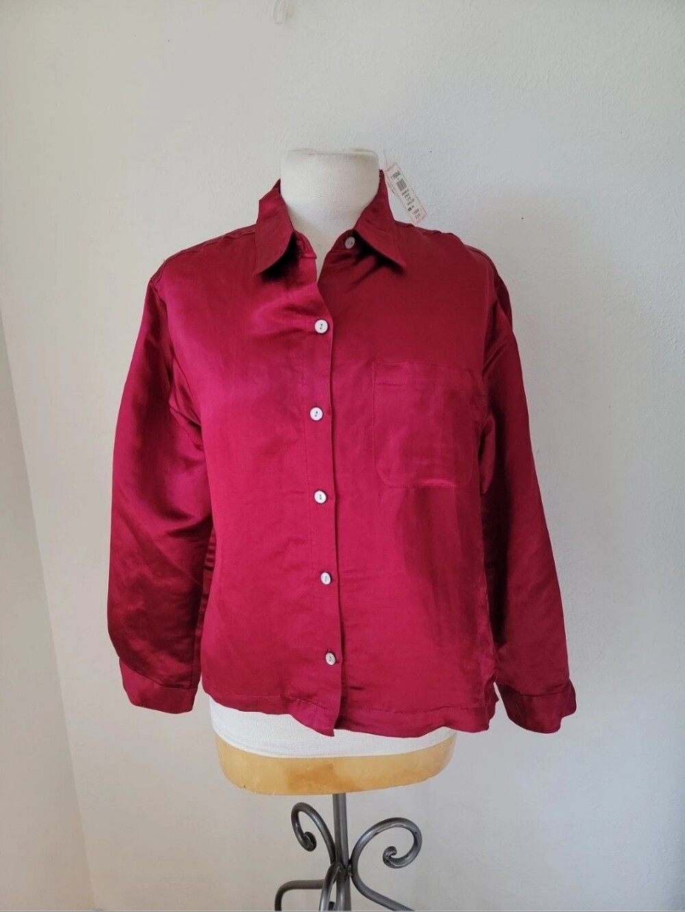 Vintage Chicos Silk And Linen Button-Up Blouse Red Blouse Sz 1 Medium New